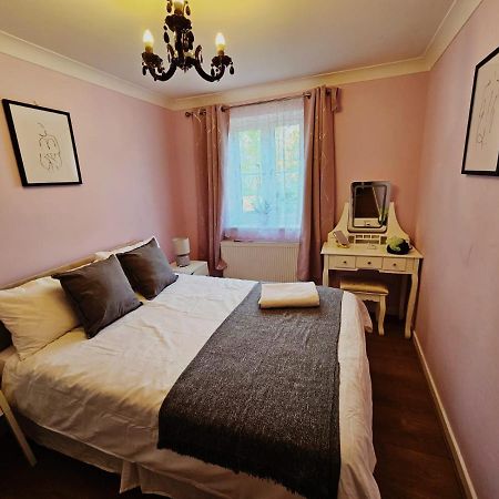 Apartmán Lovely Flat Close To Shepherd'S Bush Londýn Exteriér fotografie