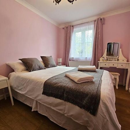 Apartmán Lovely Flat Close To Shepherd'S Bush Londýn Exteriér fotografie