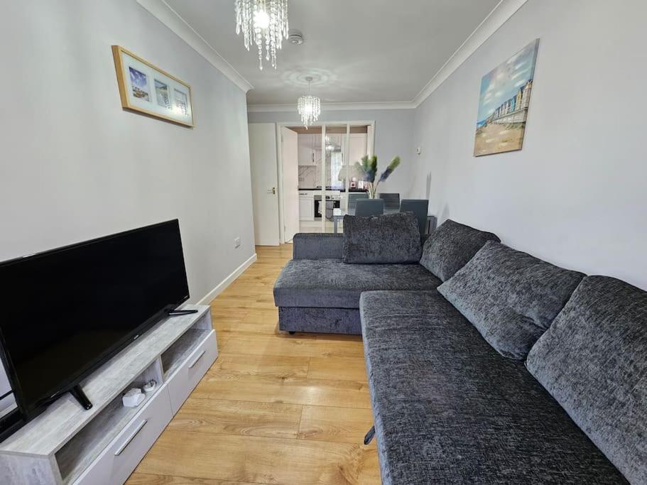 Apartmán Lovely Flat Close To Shepherd'S Bush Londýn Exteriér fotografie